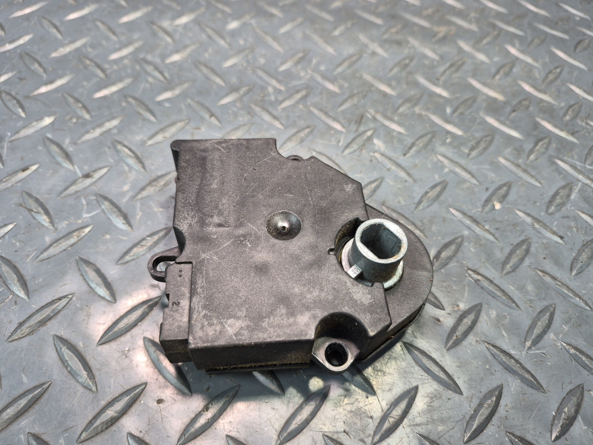 97-04 Chevrolet Corvette C5 Set of 2 A/C Heater Flap Door Actuator Motor OEM