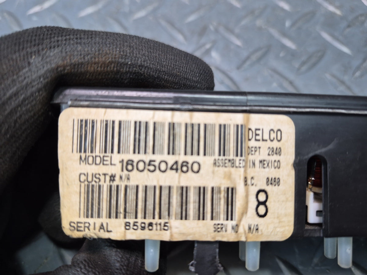 97-04 Chevrolet Corvette C5 Climate Vacuum Valve Module Solenoid 16050460 OEM