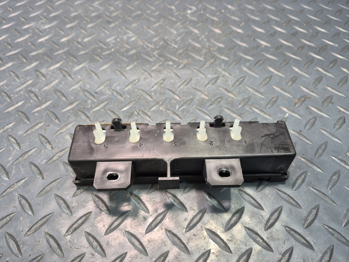 97-04 Chevrolet Corvette C5 Climate Vacuum Valve Module Solenoid 16050460 OEM