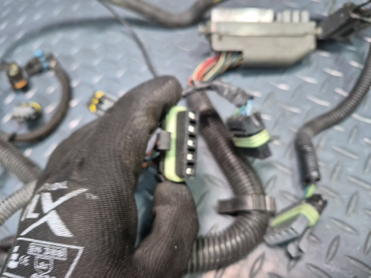 1998 Chevrolet Corvette C5 5.7L LS1 M/T Engine Bay Wire Wiring Harness OEM