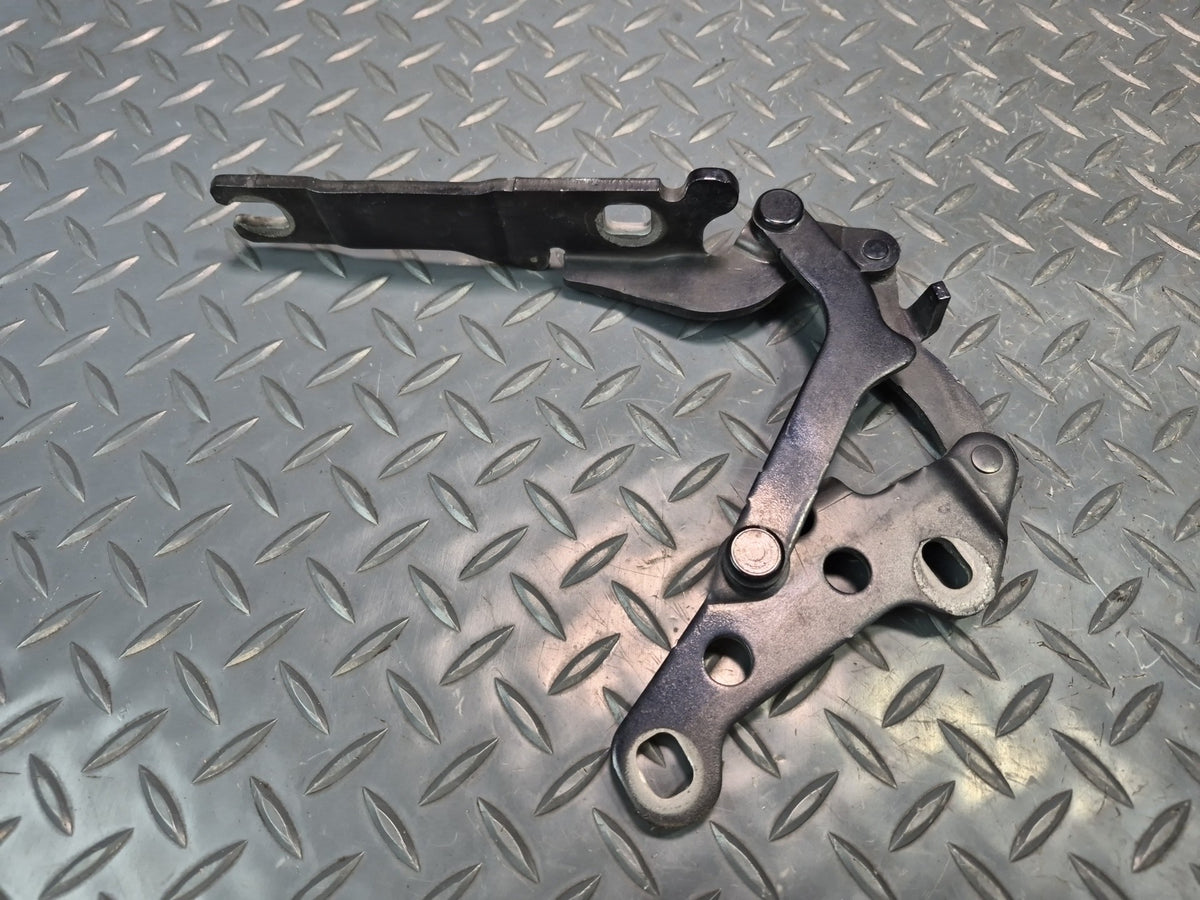 03-08 BMW E86 E85 Z4 Set of 2 Front Left & Right Hood Bonnet Hinge OEM