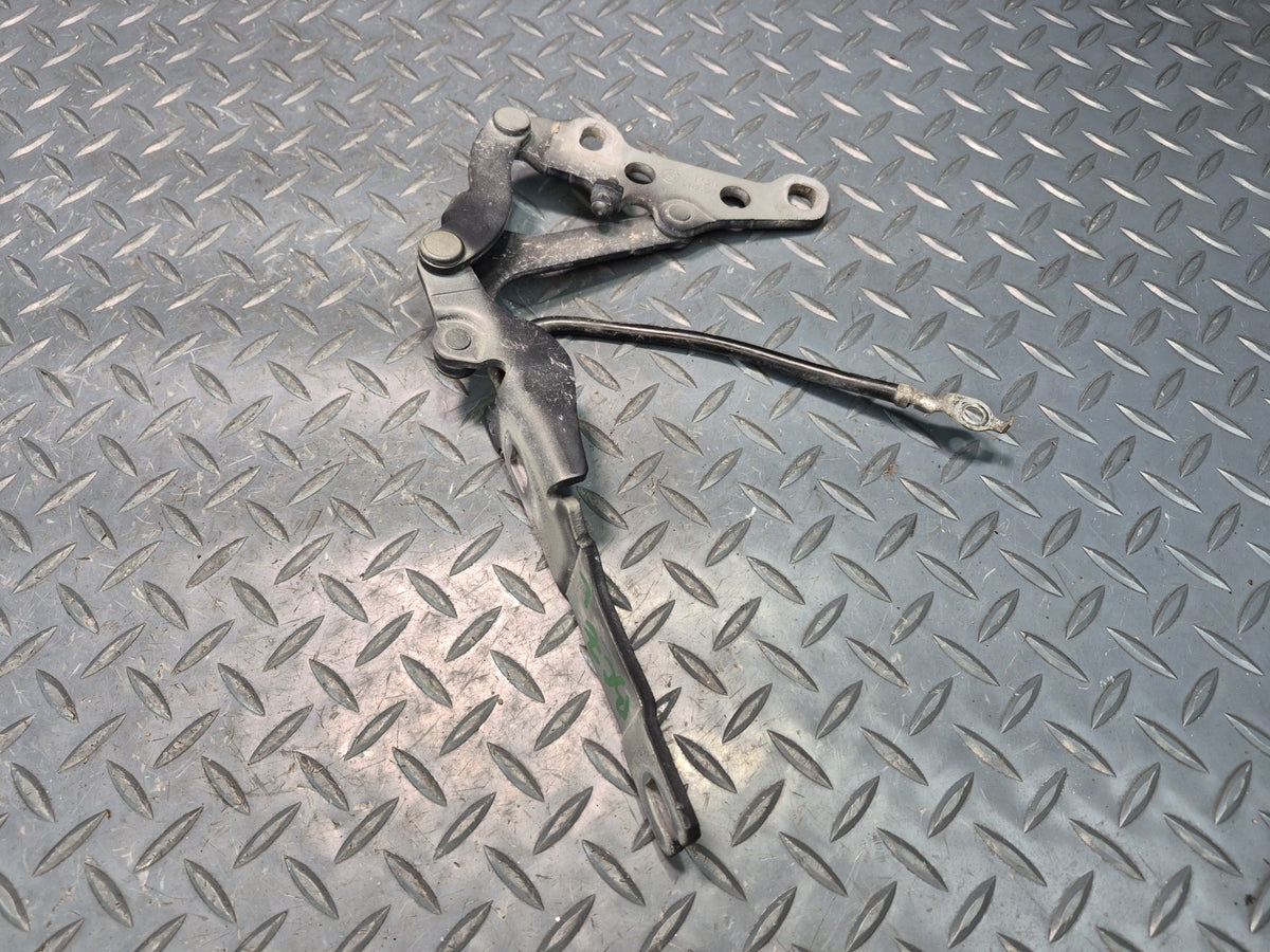 03-08 BMW E86 E85 Z4 Set of 2 Front Left & Right Hood Bonnet Hinge OEM
