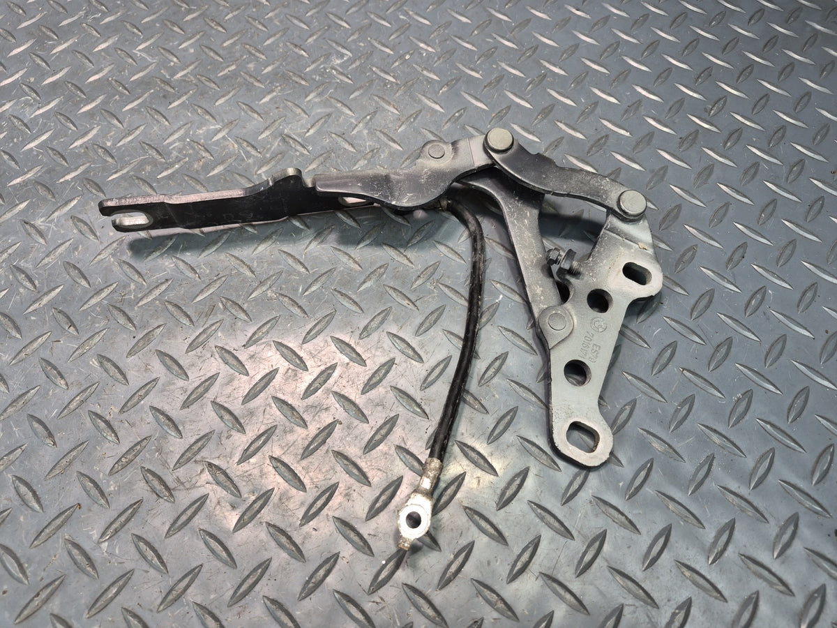 03-08 BMW E86 E85 Z4 Set of 2 Front Left & Right Hood Bonnet Hinge OEM