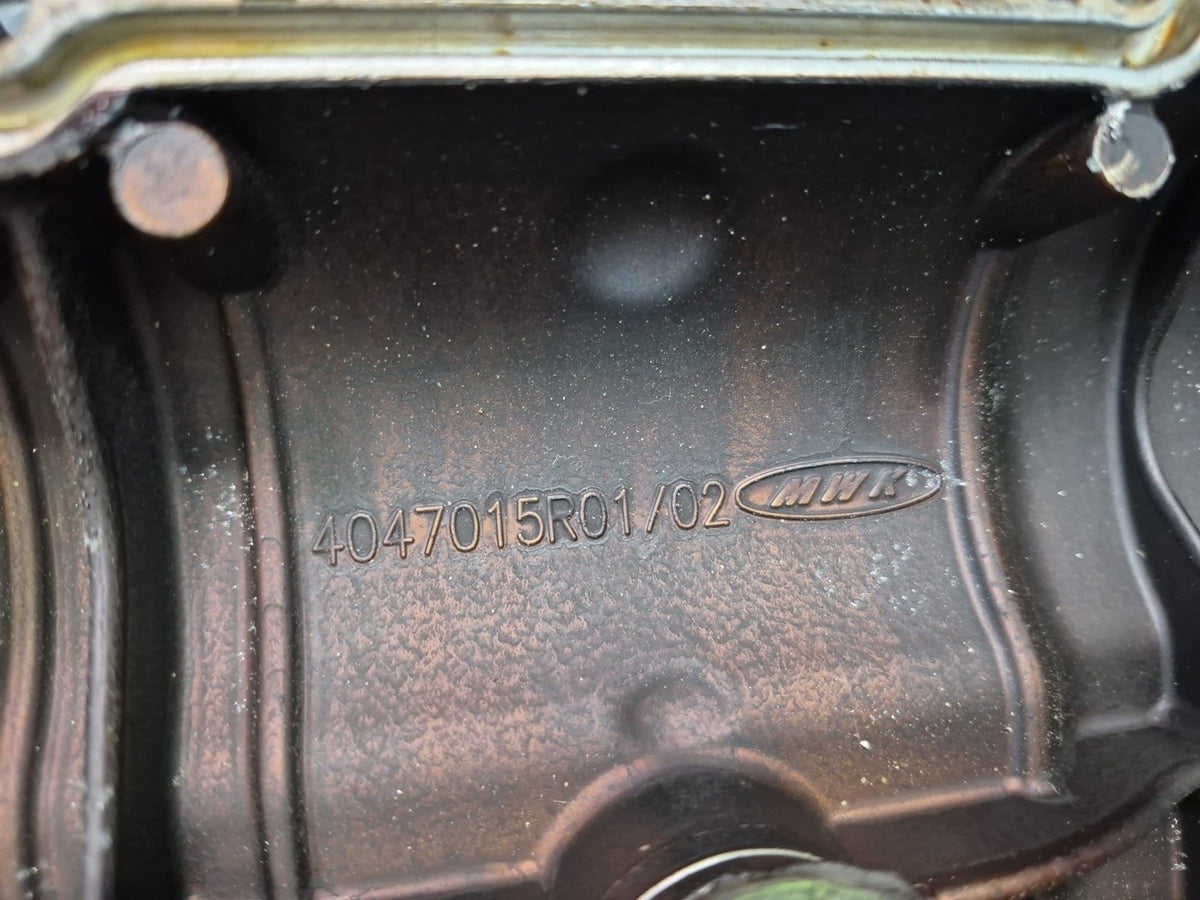 08-11 Mercedes W221 S63 AMG M156 6.3L Right Engine Cylinder Valve Cover OEM