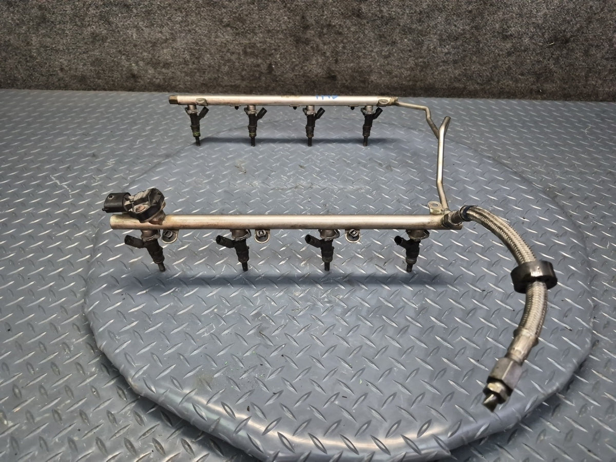 08-11 Mercedes W221 S63 AMG M156 6.3L Engine Fuel Rail w Injector Set OEM