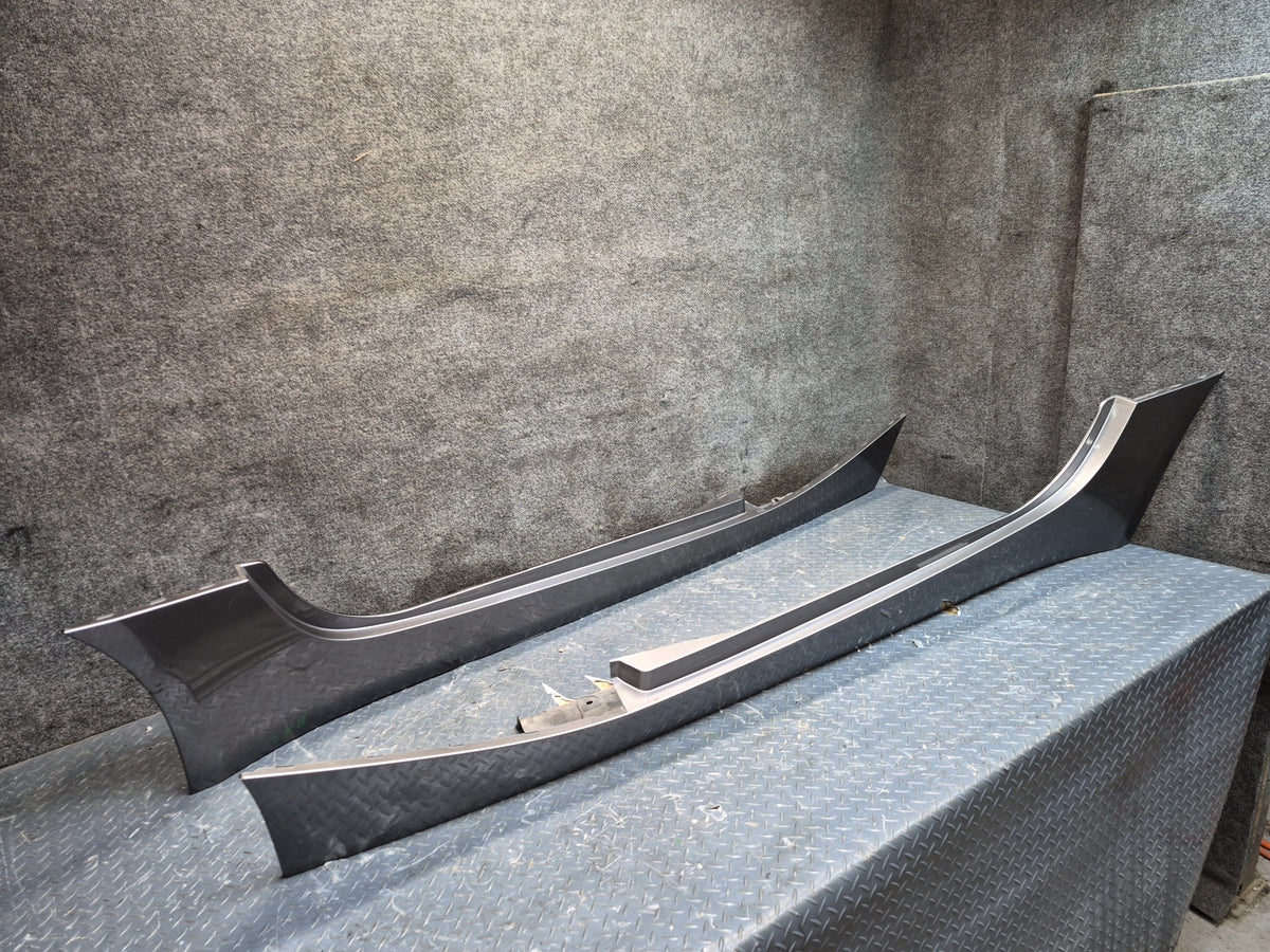 03-08 BMW E85 Z4 Left & Right Side Skirt Rocker Panel Molding Gray Set 101K OEM