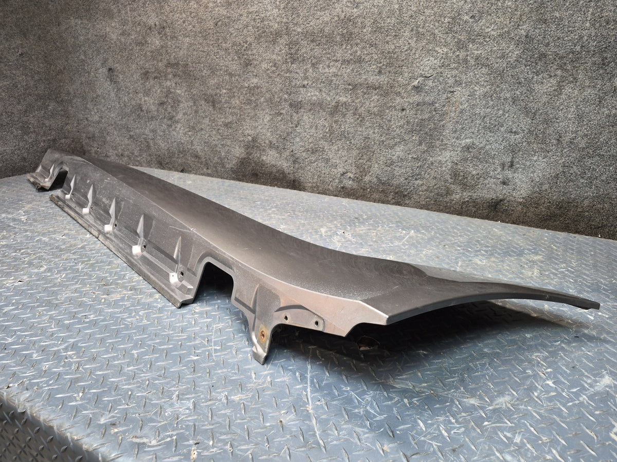 03-08 BMW E85 Z4 Left & Right Side Skirt Rocker Panel Molding Gray Set 101K OEM
