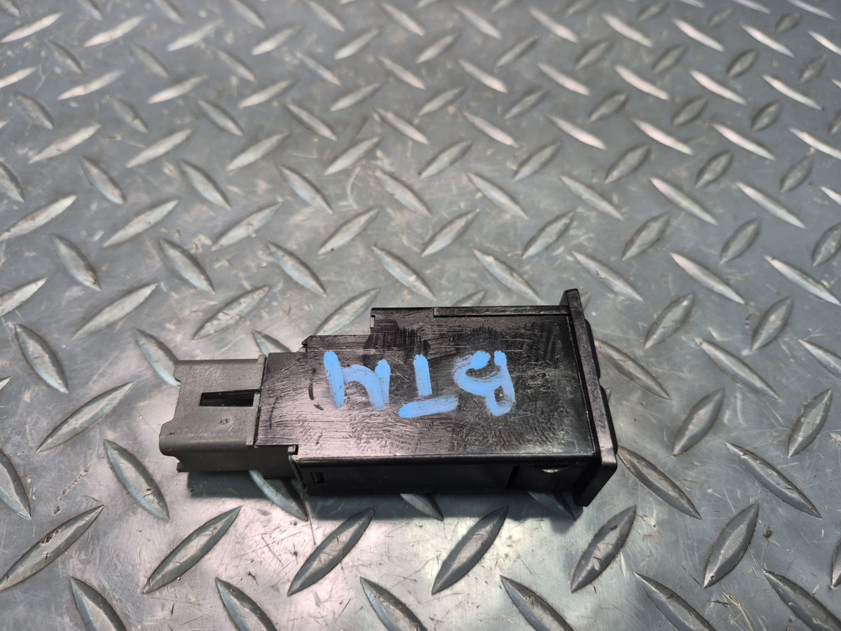 96-98 Toyota Chaser MARK2 JZX105 Side Mirror & Rear Window Defrost Switch OEM