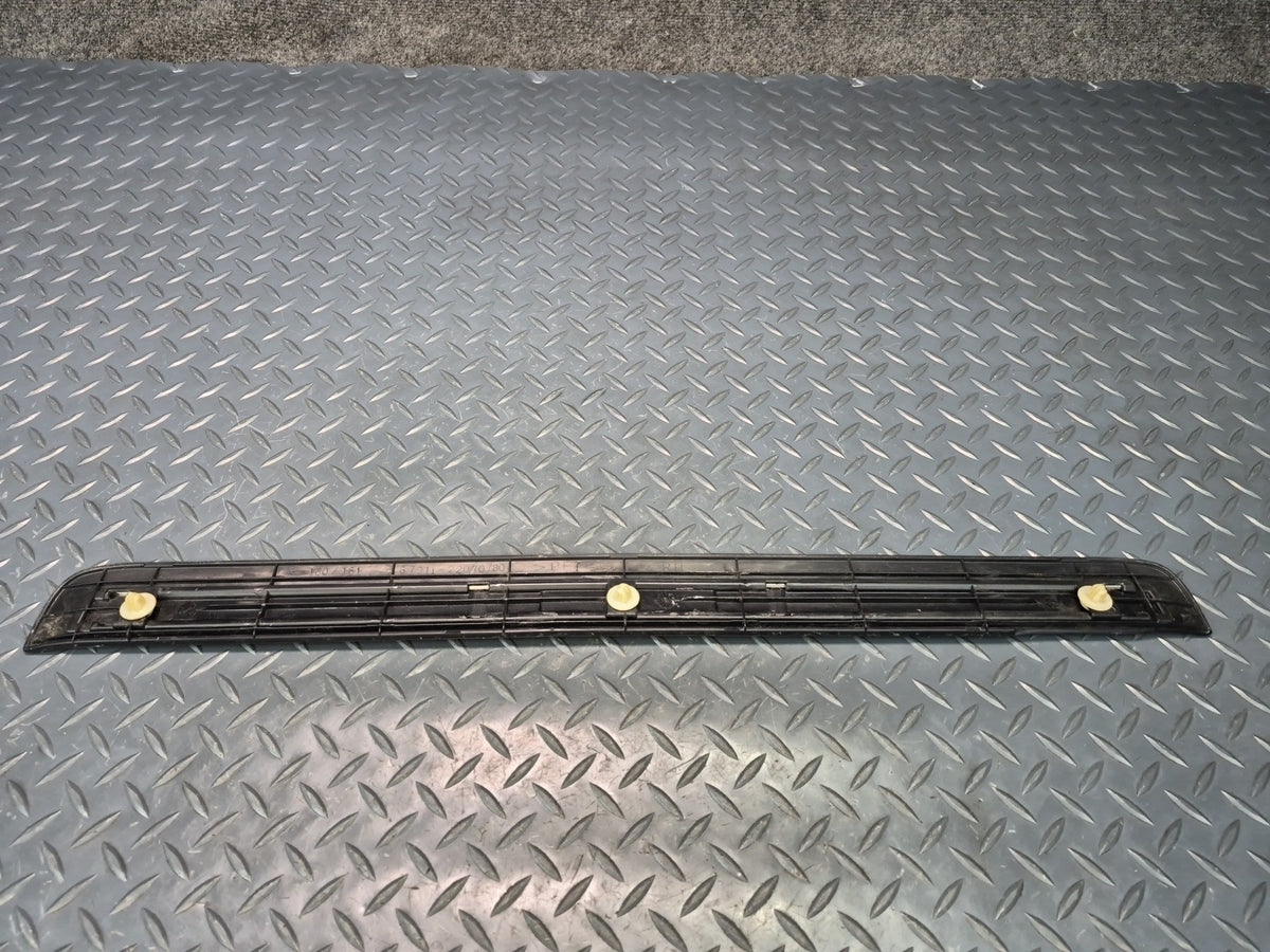 96-00 Toyota MARK2 JZX105 Set of 4 Front & Rear Door Scuff Sill Plate Trim OEM