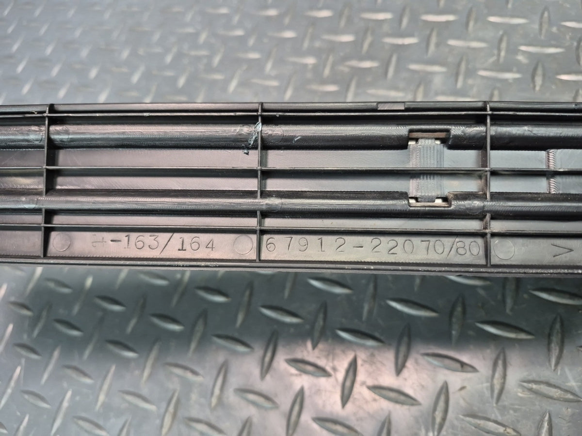 96-00 Toyota MARK2 JZX105 Set of 4 Front & Rear Door Scuff Sill Plate Trim OEM