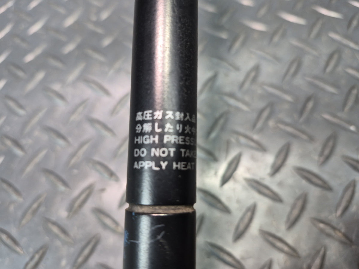 96-98 Toyota Chaser Cresta MARK2 JZX105 Hood Lift Shock Support Set of 2  OEM