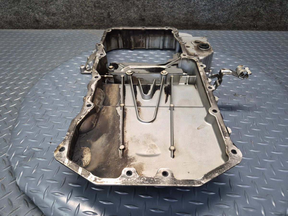 08-11 Mercedes W221 S63 AMG 6.3L M156 Engine Motor Upper Oil Pan 1560140702 OEM