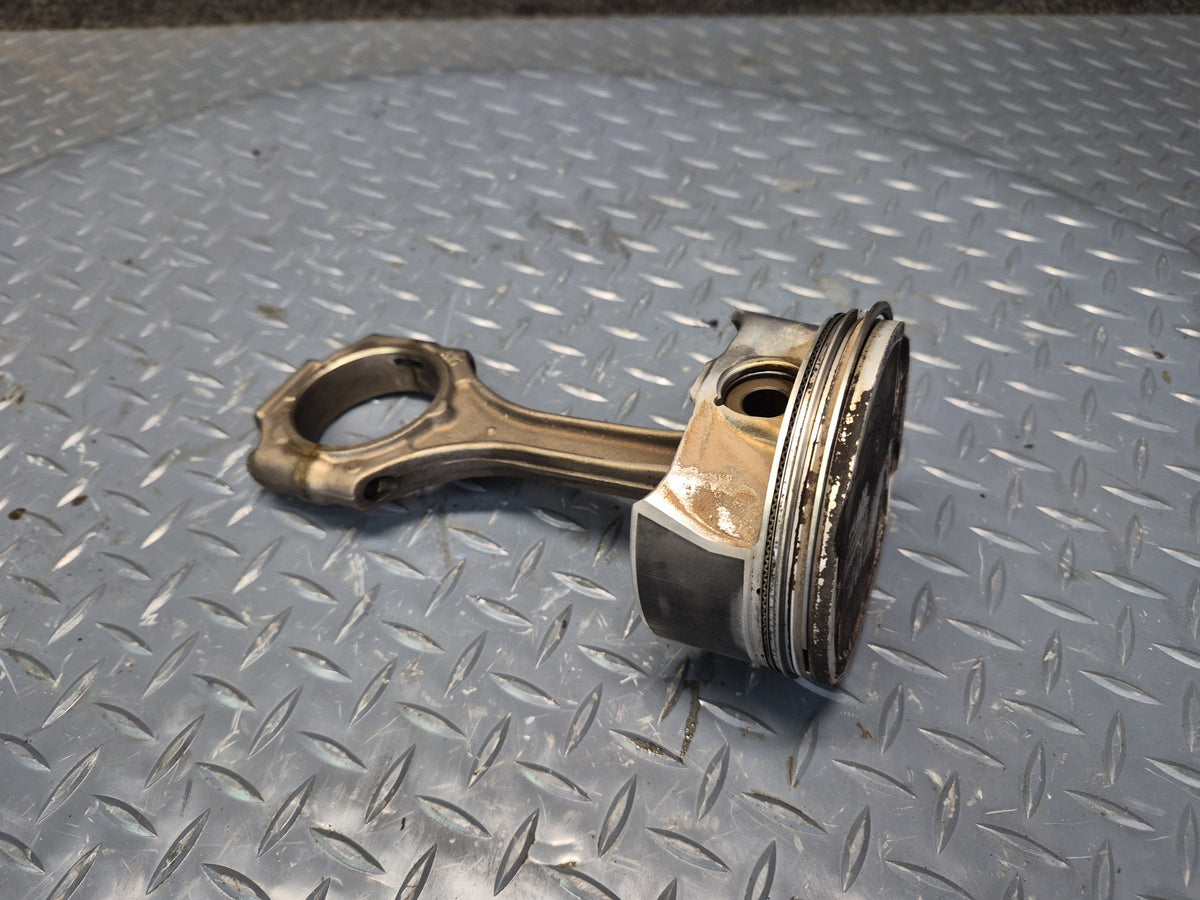 08-11 Mercedes W221 S63 AMG 6.3L M156 Set of 8 Engine Piston Connecting Rod OEM