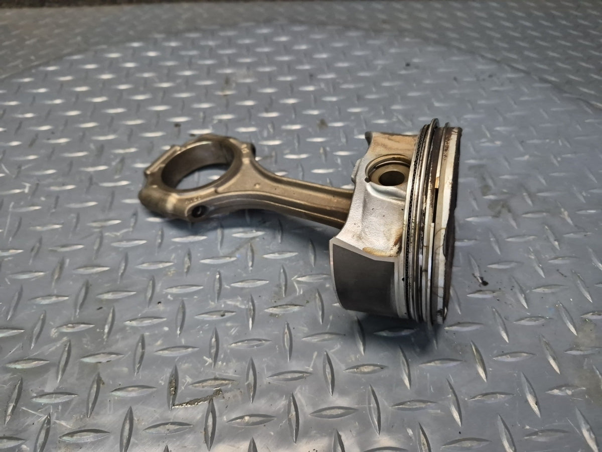 08-11 Mercedes W221 S63 AMG 6.3L M156 Set of 8 Engine Piston Connecting Rod OEM