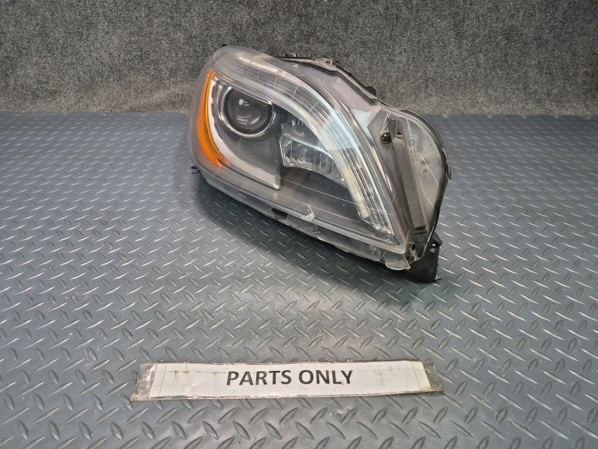 12-15 Mercedes W166 ML Front Right Adaptive Bi-xenon Headlight Lamp Defective
