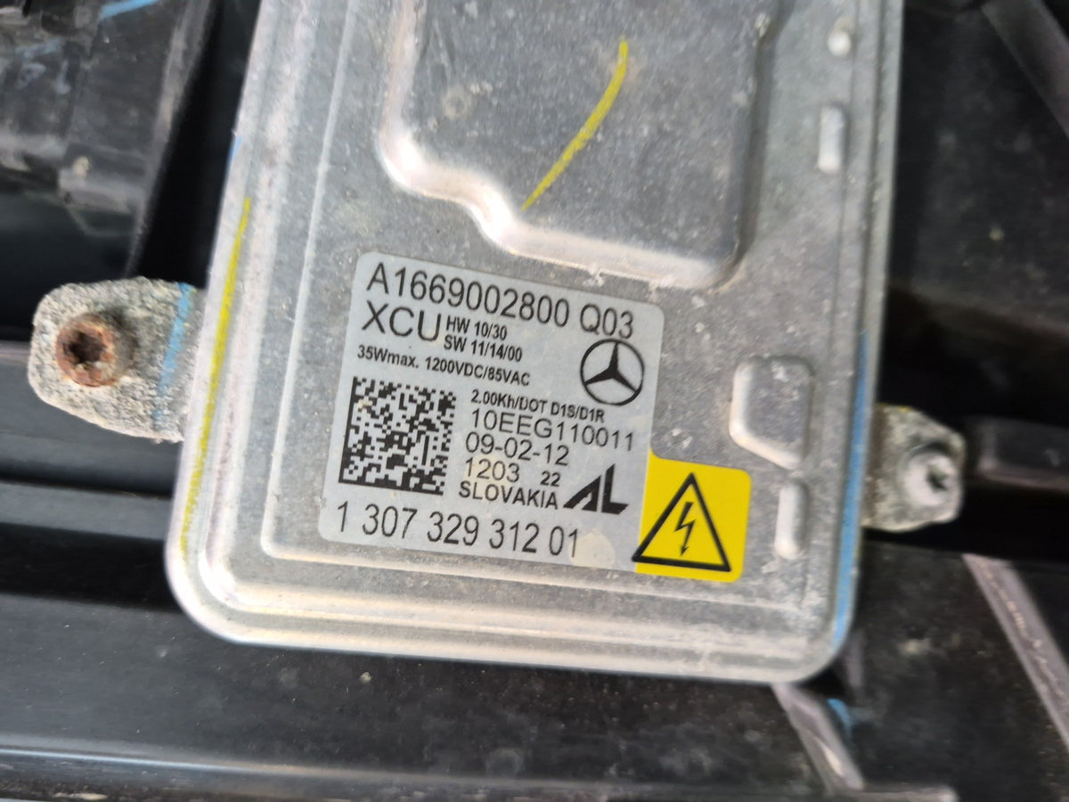 12-15 Mercedes W166 ML Front Right Adaptive Bi-xenon Headlight Lamp Defective