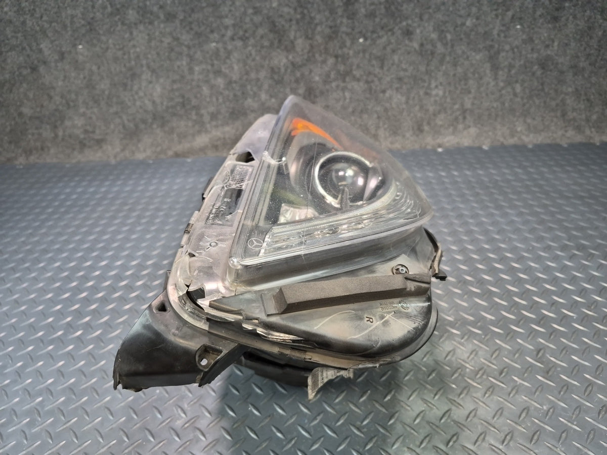 12-15 Mercedes W166 ML Front Right Adaptive Bi-xenon Headlight Lamp Defective