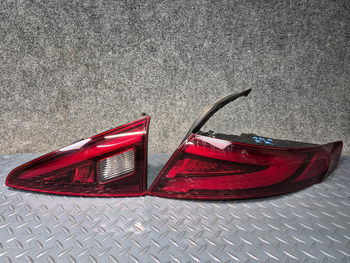 17-22 Alfa Romeo Giulia 952 Rear Left Right Inner Outer Tail Light Lamp Set OEM