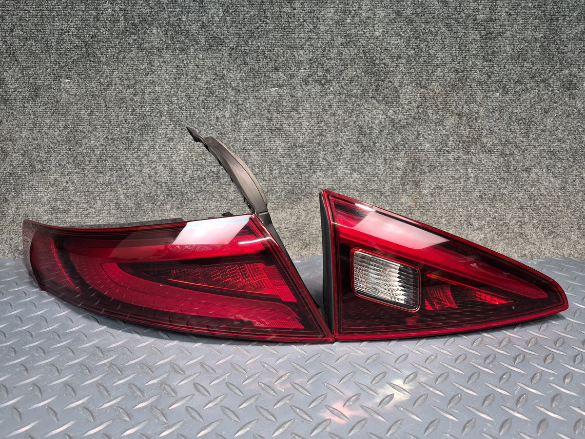 17-22 Alfa Romeo Giulia 952 Rear Left Right Inner Outer Tail Light Lamp Set OEM