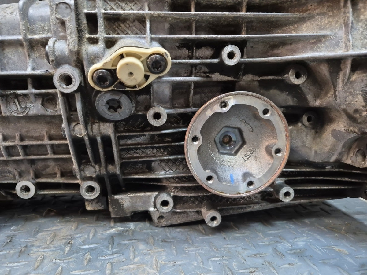 2000-2004 Porsche Boxster 986 2.7L G86.01 M/T 5-SPEED Manual Transmission