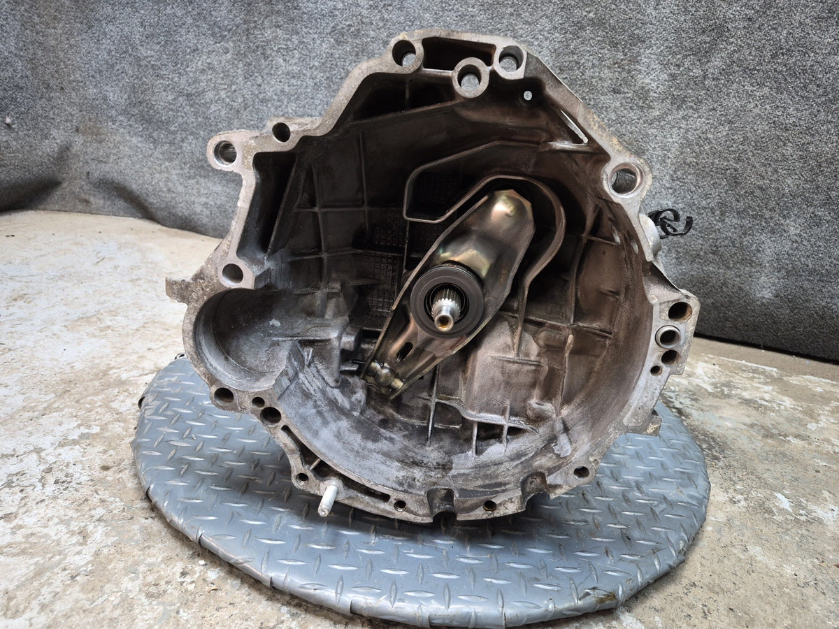 2000-2004 Porsche Boxster 986 2.7L G86.01 M/T 5-SPEED Manual Transmission