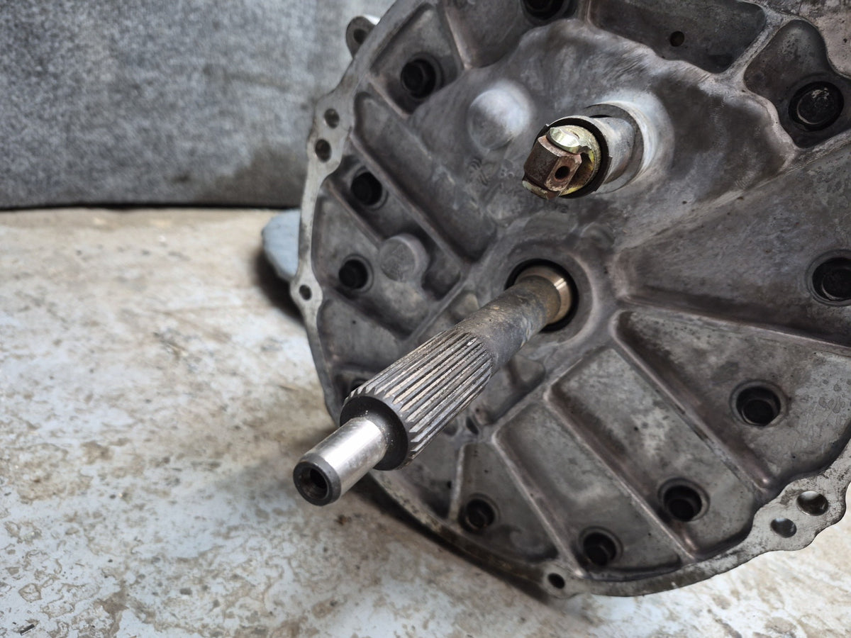 1998 Chevrolet Corvette C5 LS1 MM6 Manual Transmission w Differential 3.42 Ratio