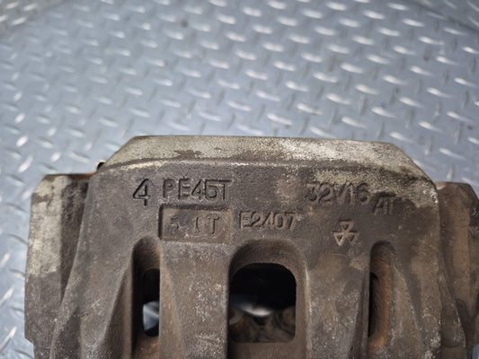92-00 Lexus UZZ30L SC300 SC400 RWD Set of 2 Front Left & Right Brake Caliper OEM