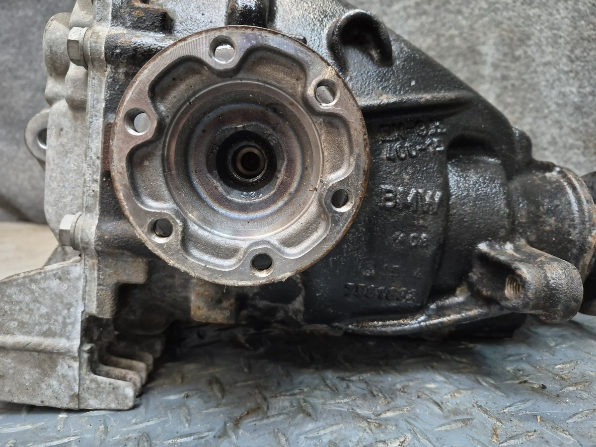 07-08 BMW E85 Z4 N52 3.0si A/T Rear Axle Differential Carrier 3.64 Ratio 65k OEM