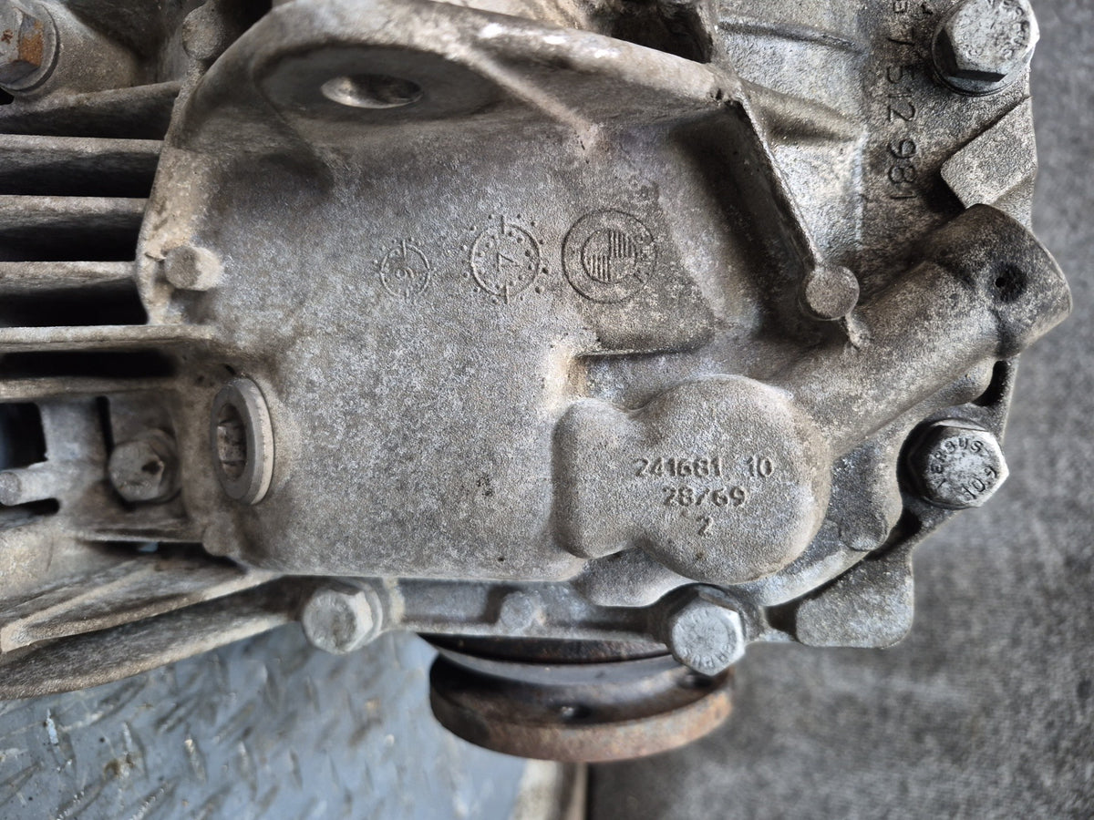 07-08 BMW E85 Z4 N52 3.0si A/T Rear Axle Differential Carrier 3.64 Ratio 65k OEM