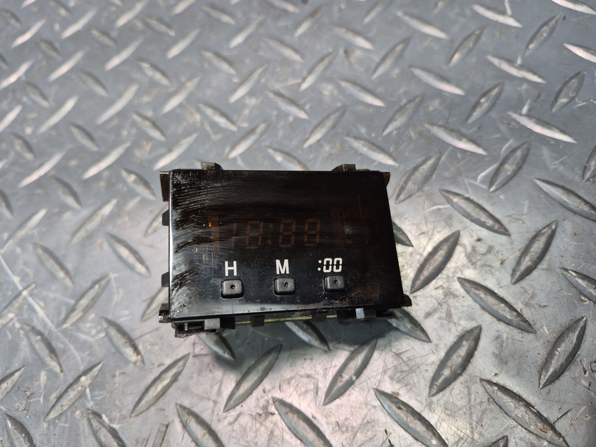 96-98 Toyota MARK2 JZX105 Dash Digital Clock Unit OEM