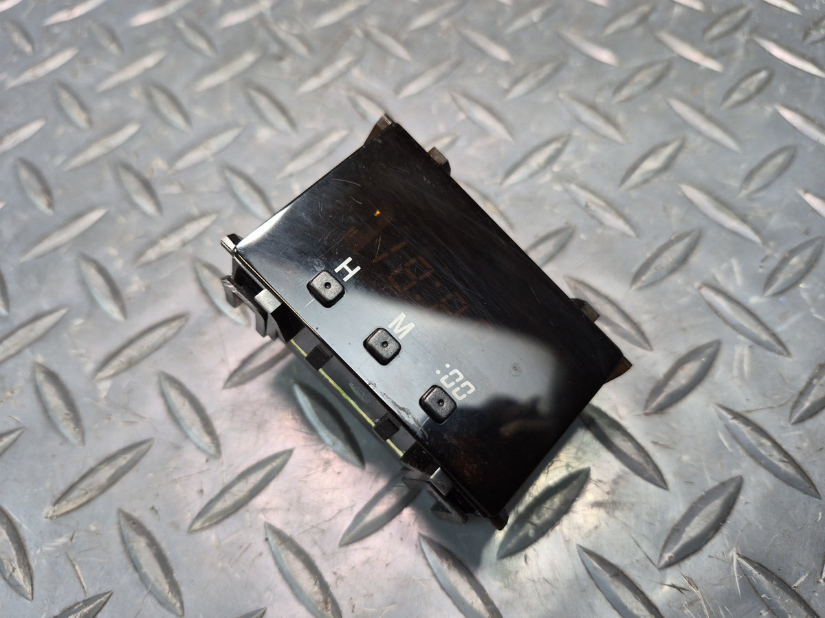 96-98 Toyota MARK2 JZX105 Dash Digital Clock Unit OEM