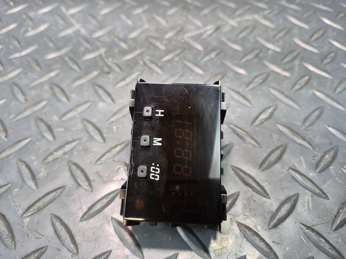 96-98 Toyota MARK2 JZX105 Dash Digital Clock Unit OEM