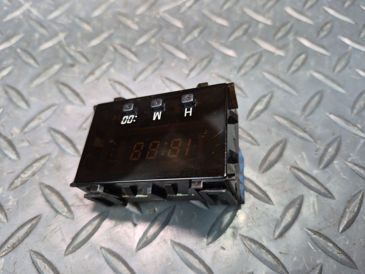96-98 Toyota MARK2 JZX105 Dash Digital Clock Unit OEM