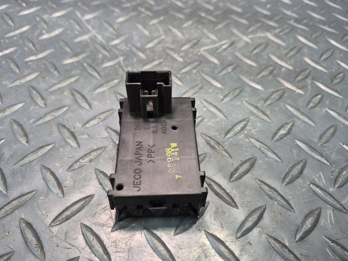 96-98 Toyota MARK2 JZX105 Dash Digital Clock Unit OEM