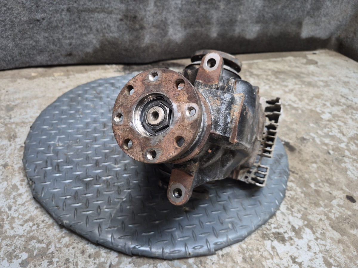 07-08 BMW E85 Z4 N52 3.0si A/T Rear Axle Differential Carrier 3.64 Ratio 65k OEM