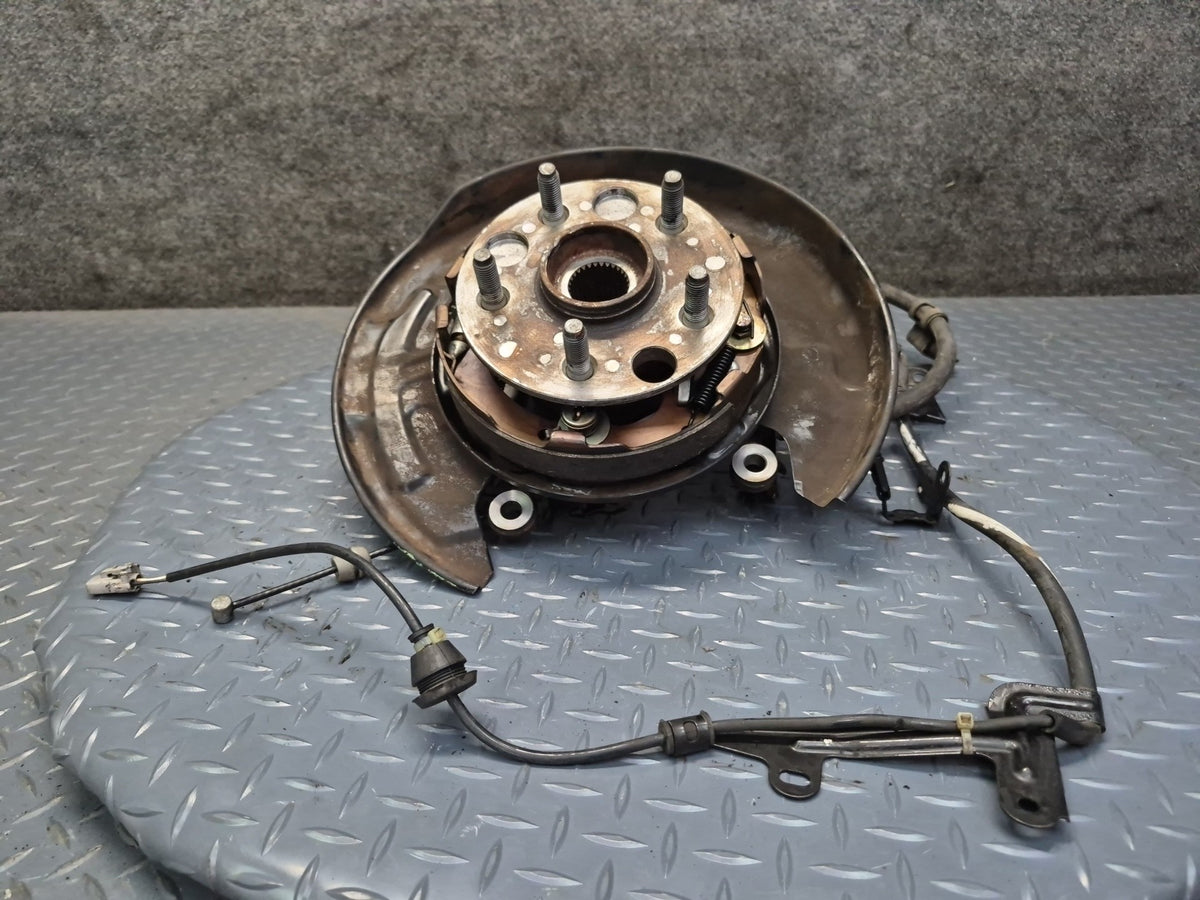 92-00 Lexus UZZ30L SC300 SC400 RWD Rear Left Spindle Knuckle Wheel Hub OEM