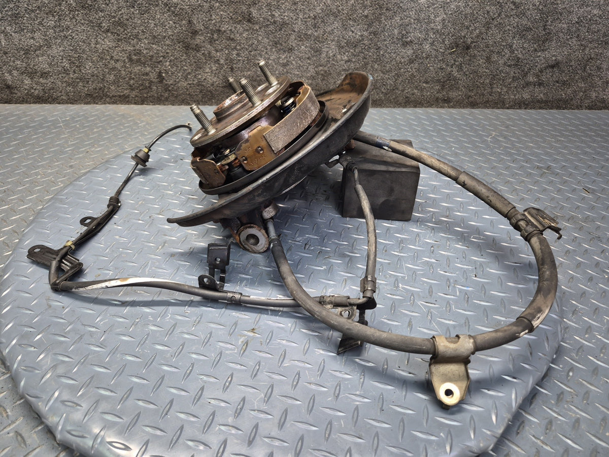 92-00 Lexus UZZ30L SC300 SC400 RWD Rear Left Spindle Knuckle Wheel Hub OEM
