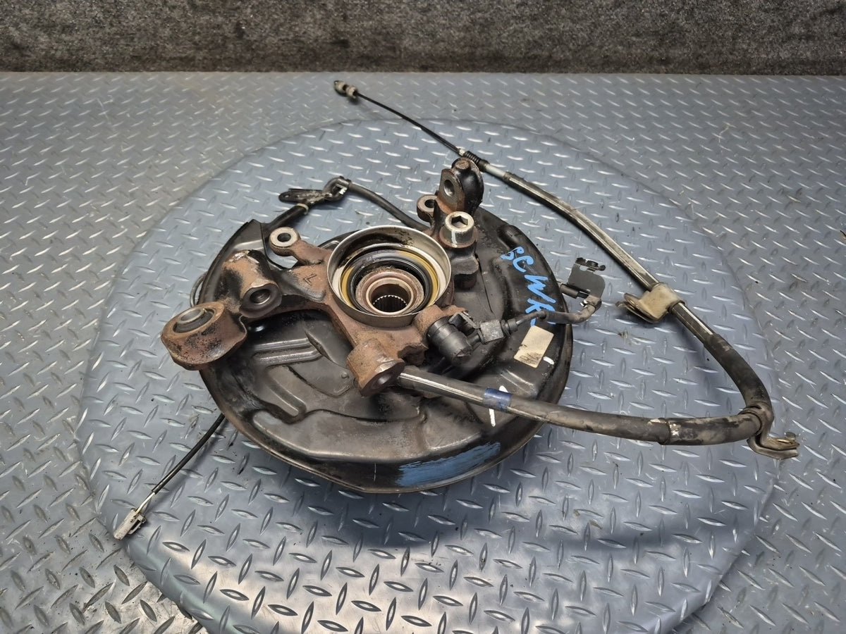 92-00 Lexus UZZ30L SC300 SC400 RWD Rear Left Spindle Knuckle Wheel Hub OEM