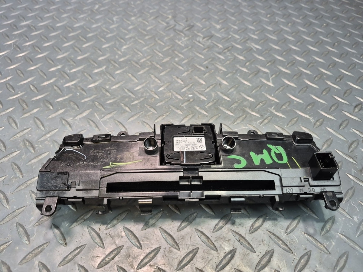 15-18 Mercedes W205 C300 Dash Clock Radio CD Player Control Panel 2228270300 OEM