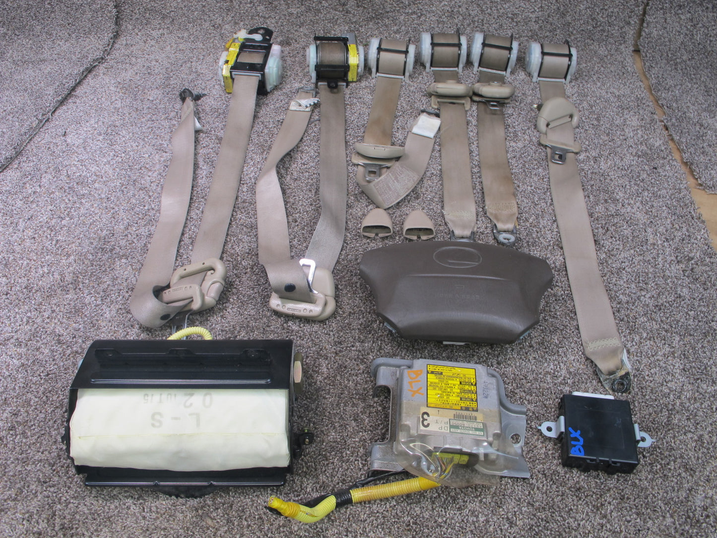 1998-2002 Lexus LX470 Front Driver &Passenger SRS Air Bags + 6 Seat Belts OEM