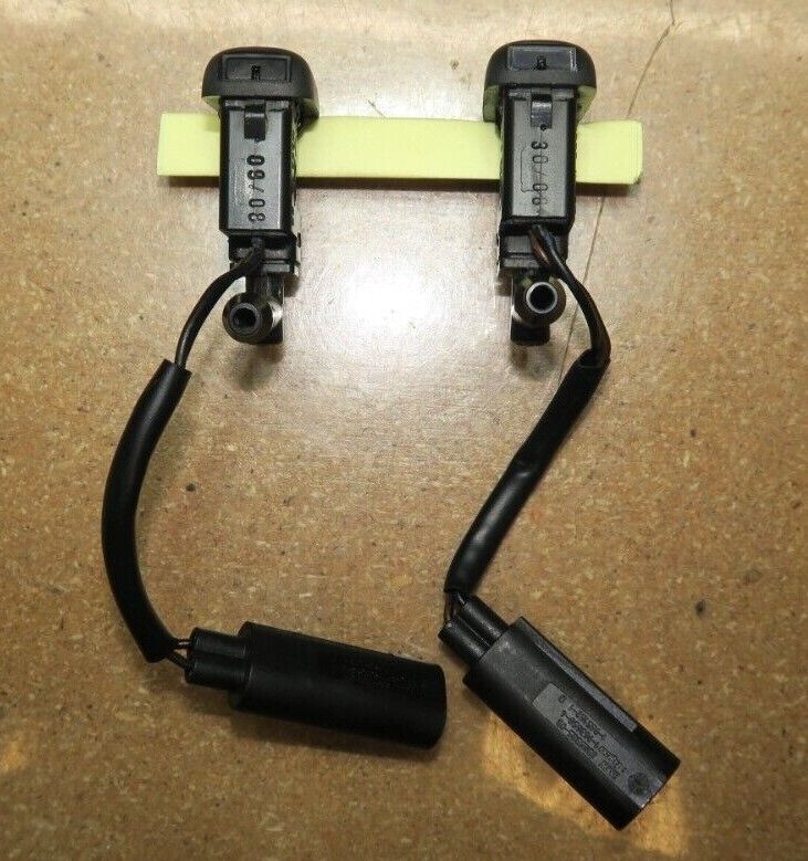 04-08 Bmw E85 Z4 (will fit E83) Spray Nozzle Set Washer OEM Mint!