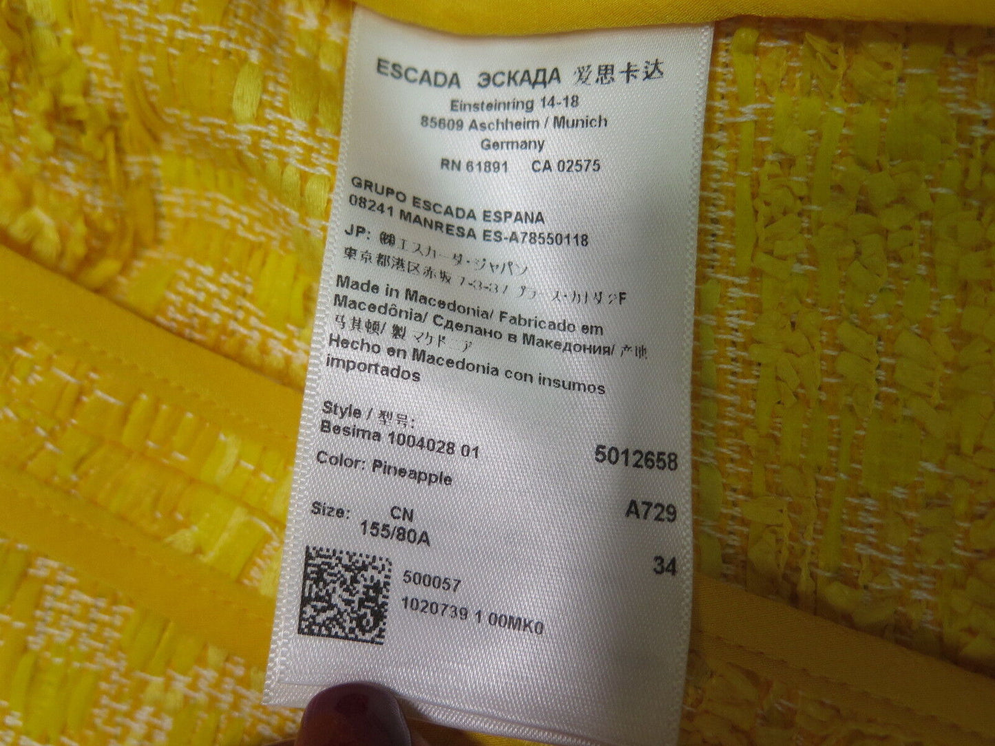 Escada  EU 34 Tweed Yellow Pineapple Jacket Sleeve With Zipper