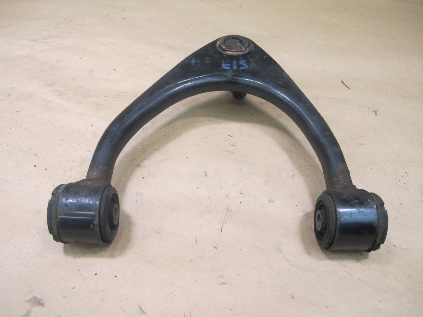 01-05 LEXUS IS300 FRONT RIGHT PASSENGER SIDE UPPER CONTROL ARM OEM