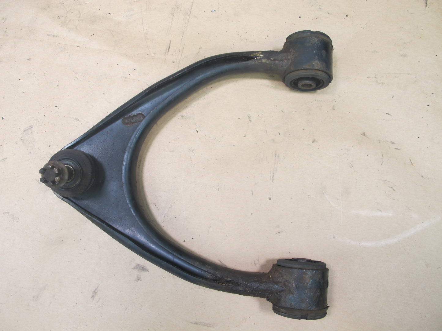 01-05 LEXUS IS300 FRONT RIGHT PASSENGER SIDE UPPER CONTROL ARM OEM