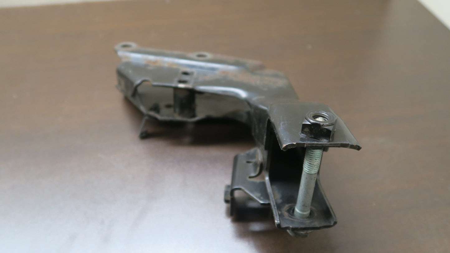 95-04 VW Volkswagen Eurovan Transporter Transmission Mount Upper OEM - 7D0399111