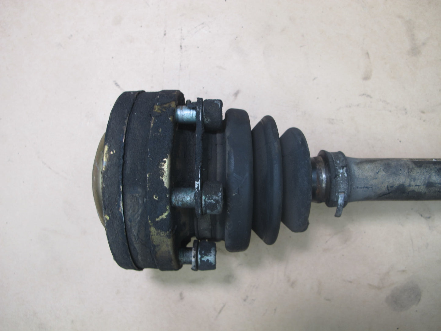 1999-2001 PORSCHE 911 996 REAR RIGHT RIGHT SIDE CV JOINT AXLE SHAFT AUTO TRANS