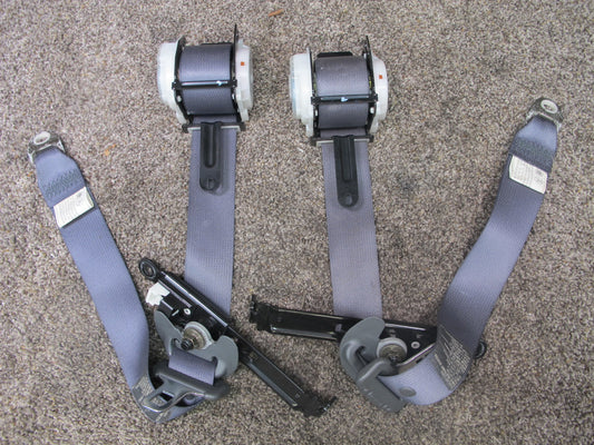 2003-2009 Lexus GX470 2nd Row Left & Right Seat Belt Set OEM