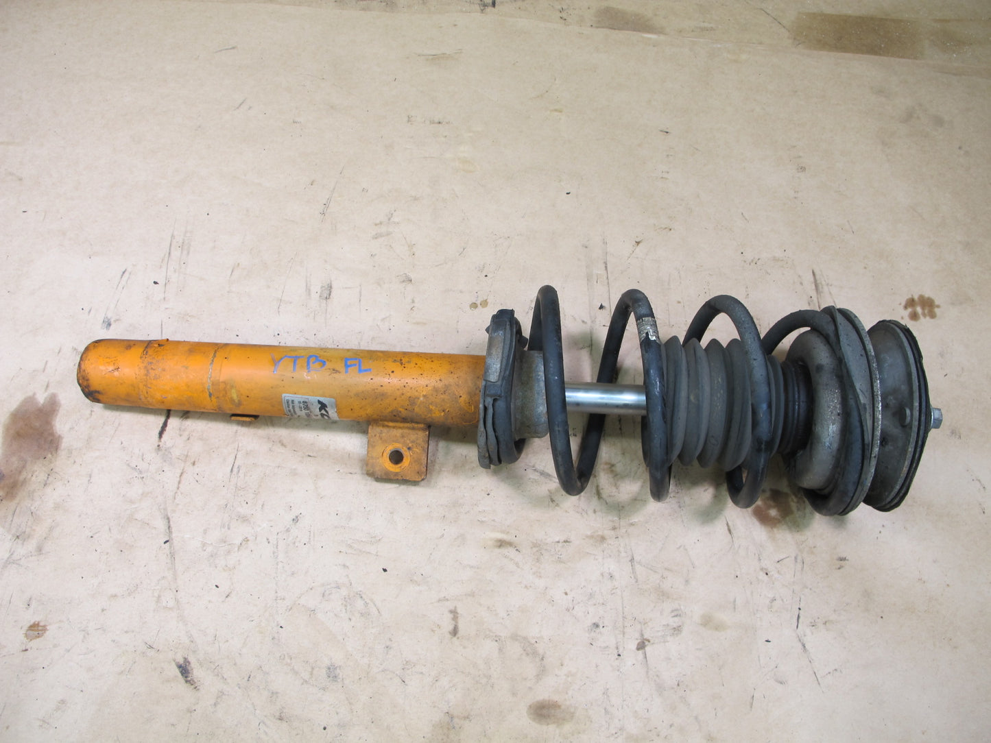 08-13 BMW E93 AWD FRONT LEFT KONI STRUT SHOCK ABSORBER