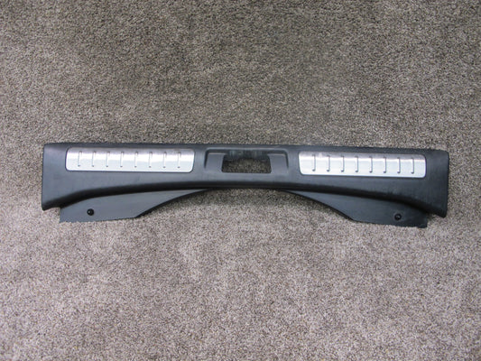 12-19 RANGE ROVER EVOQUE REAR TRUNK SILL TRIM PANEL PLATE BJ3M-113A10-AD OEM