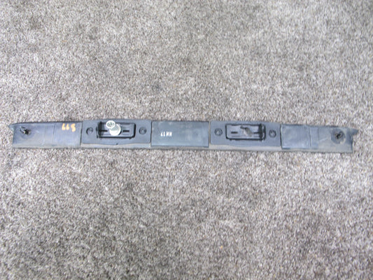 98-00 LEXUS UCF20 LS400 REAR TRUNK DECK LID LICENSE PLATE LIGHT LAMP OEM